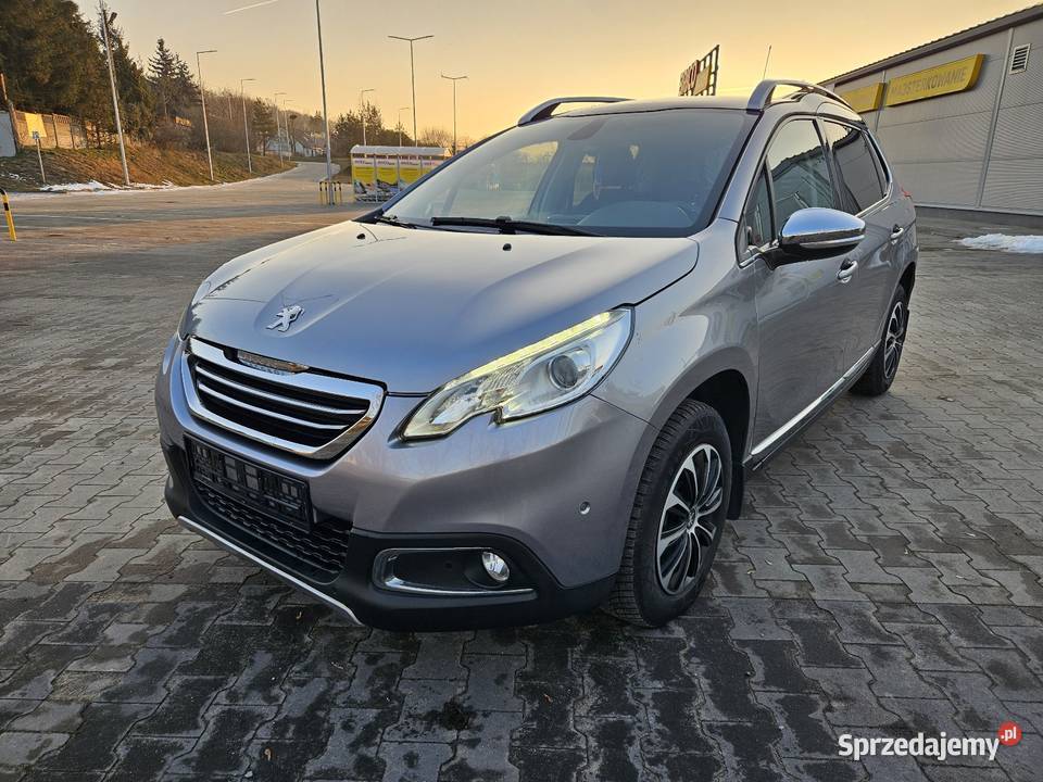 Peugeot 2008 Navi Panorama Klimatronic Komforty Samochody osobowe
