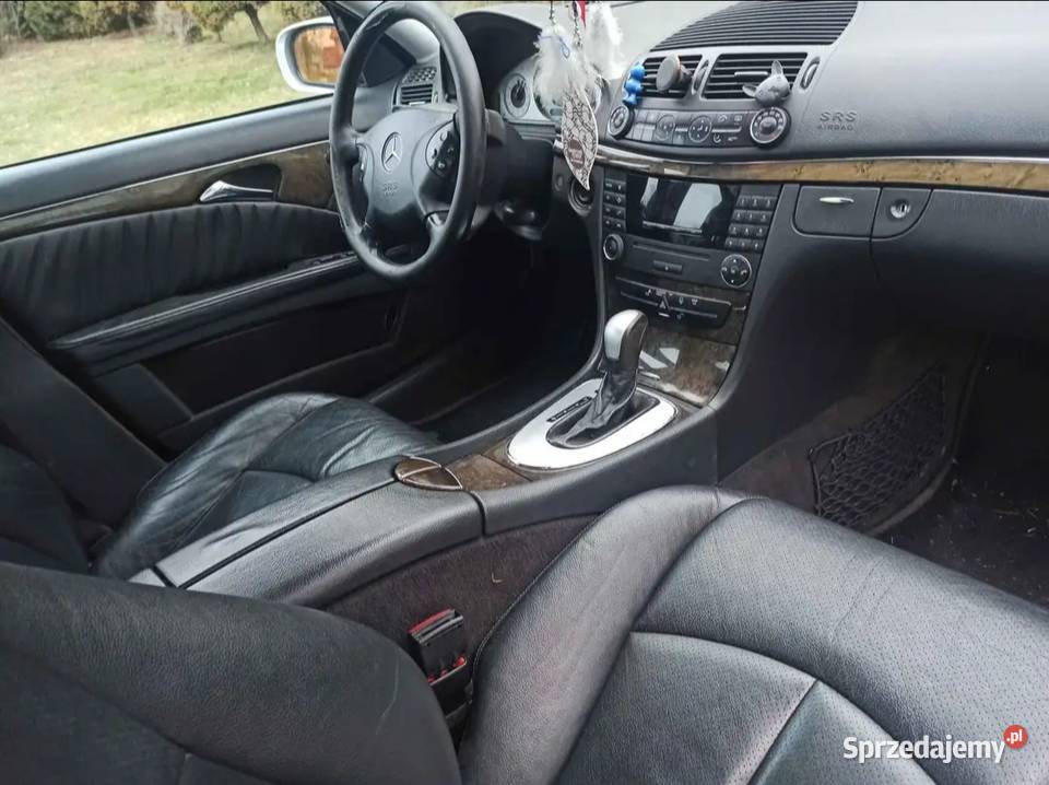 Mercedes W211 Zbrza