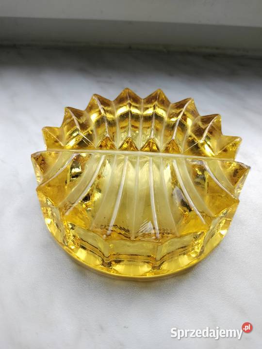 Popielniczka Ząbkowice ciemny żółty PRL Choszczno