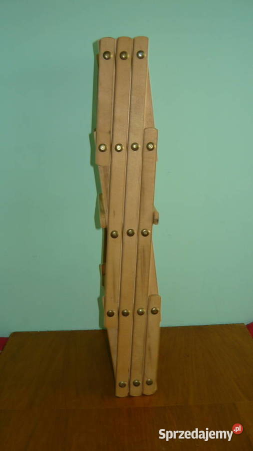 Stojak na wino drewniany na 10 butelek składany