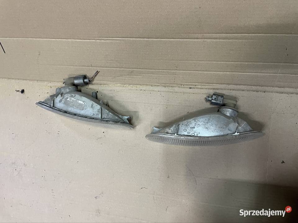 Lampa zderzaka przód lewa prawa volkswagen Rok produkcji 2001 Szczecin