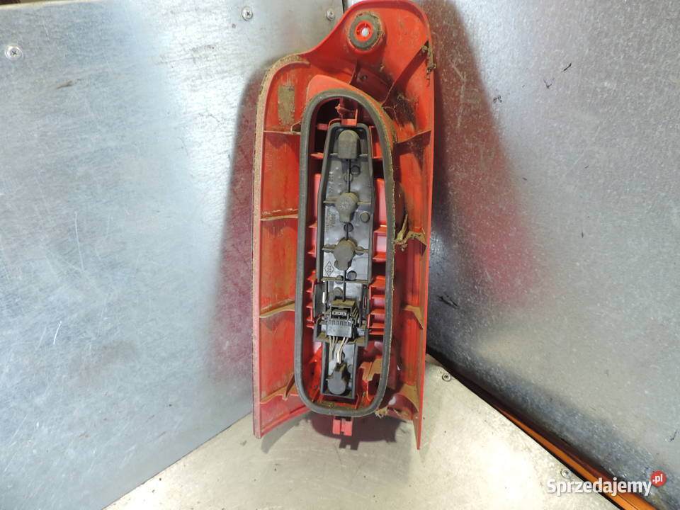 LAMPA PRAWY TYŁ RENAULT MASTER II Nowy Sącz