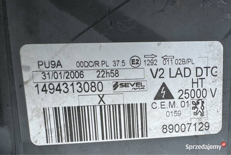 Lampa przód prawa rh peugeot 807 xenon 89007129 Lampy przednie Międzychód