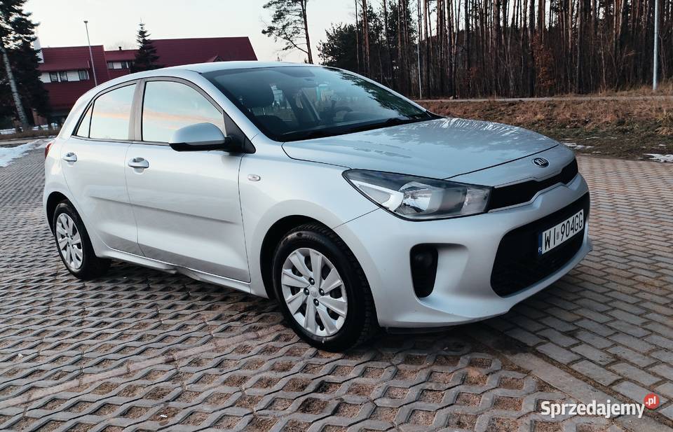 Kia Rio 2017 12 benzyna Rio