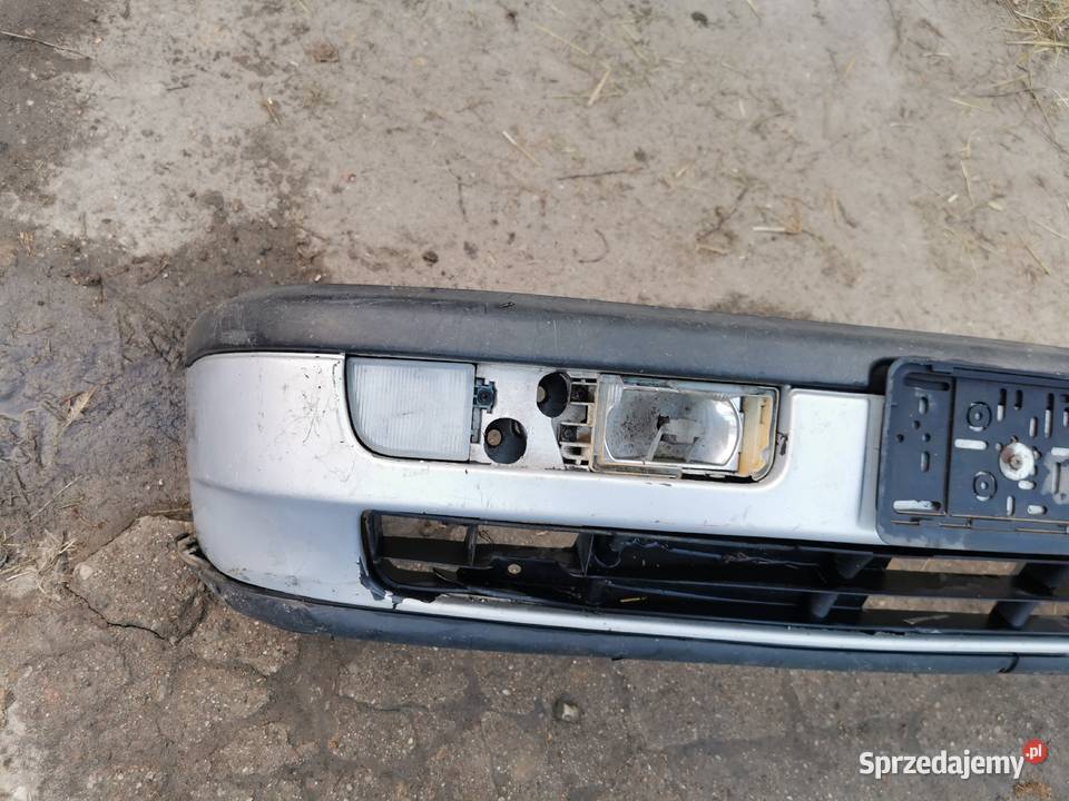 Zderzak przód hokej halogen vw passat b4 prawy