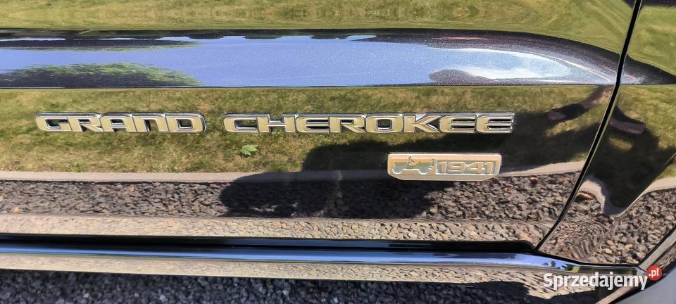 Jeep grand Cherokee wk2 4x4 36v6 75th szyberdach sprzedam