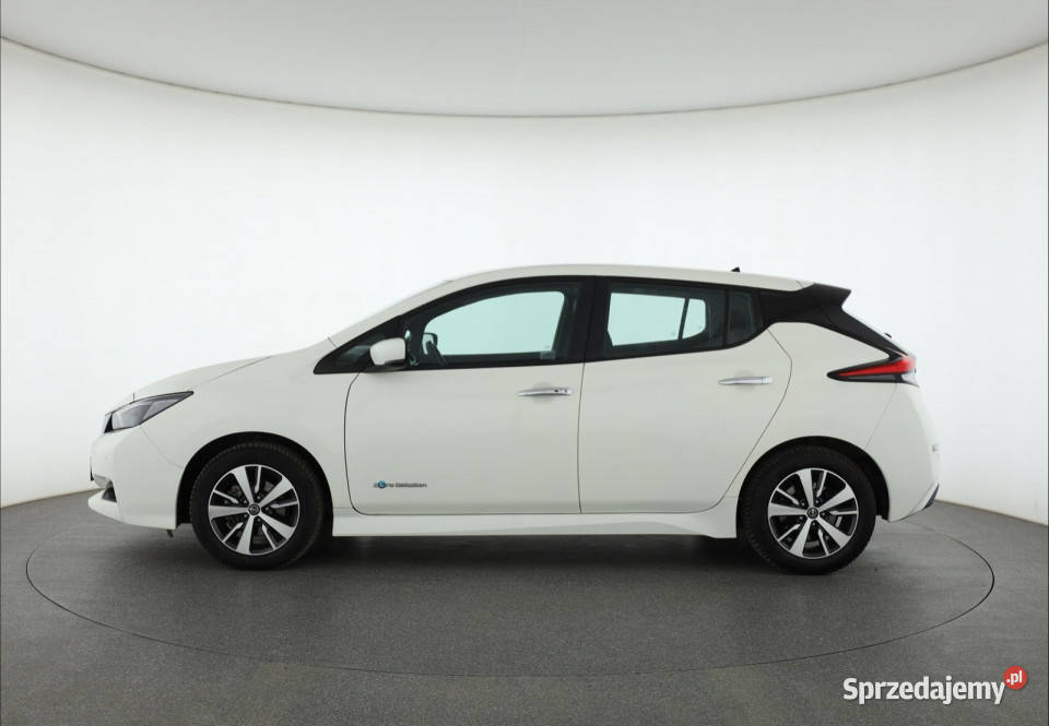 Nissan Leaf 40 kWh automatyczna Katowice