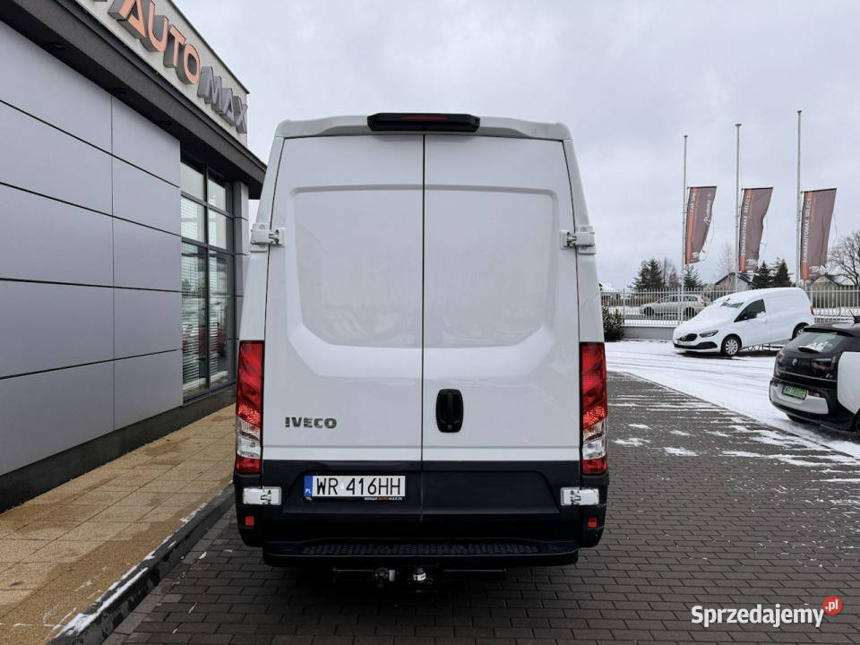 Iveco Daily 35S12 23 35120 L3H2 HiMatic 12M3VAT1 światła przeciwmgłowe Radom sprzedam