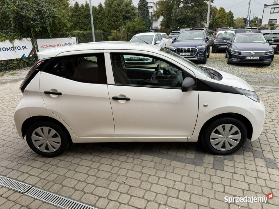 Toyota Aygo 10 69 Klimatyzacja II 2014 centralny zamek Orzech