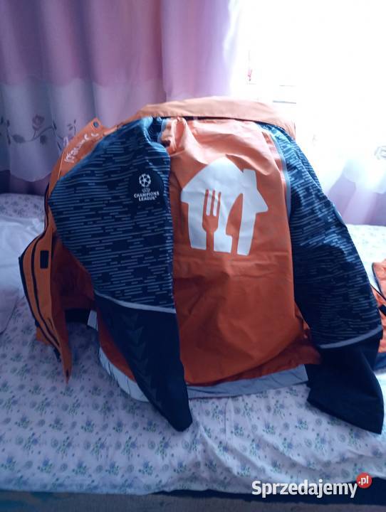 Plecak pyszne dwie kurtki dwie koszulki XXL Warszawa sprzedam