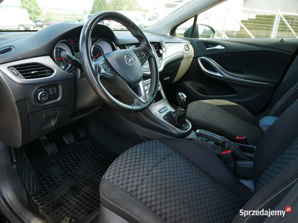 Opel Astra V 12T 130 Eu6 Enjoy Hatch Krajowy manualna Goczałkowice-Zdrój