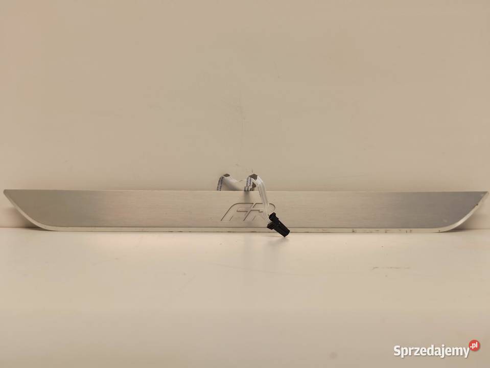 SEAT LEON IV LISTWY NAKŁADKI PROGOWE 5FA947417A sprzedam