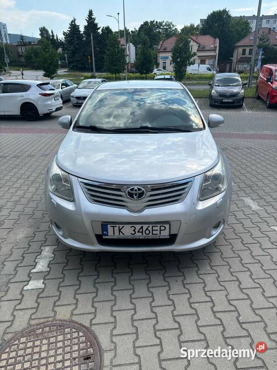 Toyota Avensis 18 z lpg Kielce