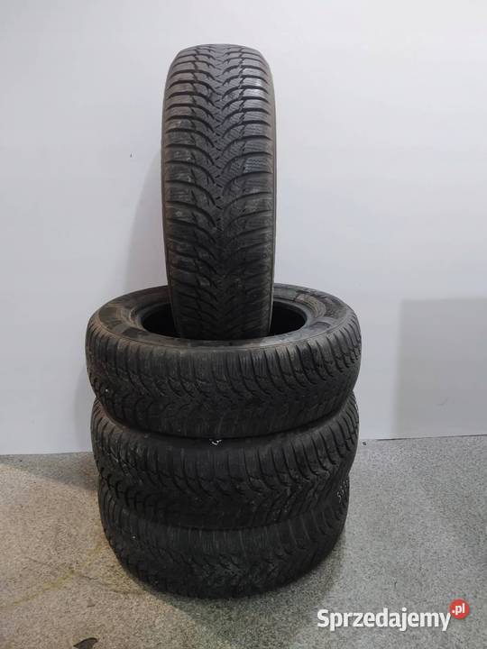 4X OPONA ZIMOWA KUMHO 18565R15 88T 3919 750 688