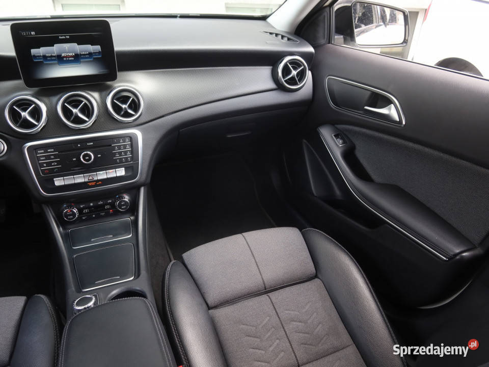 Mercedes GLA GLA 200 ASR (kontrola trakcji) GLA Katowice