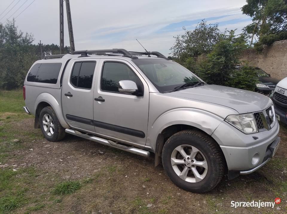 Pathfinder orurowanie progi chromNavara D40