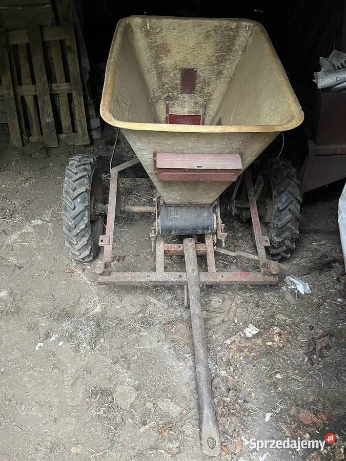 Rozsiewacz nawozów KOS