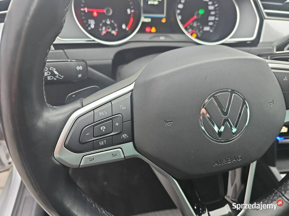 Volkswagen Passat 20 TDI EVO Business DSG Sedan