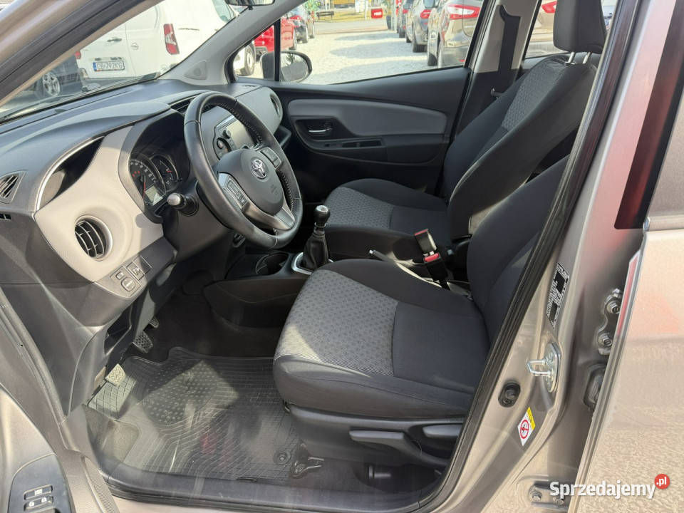 Toyota Yaris Salon Polska Bezwypadkowy Kamera