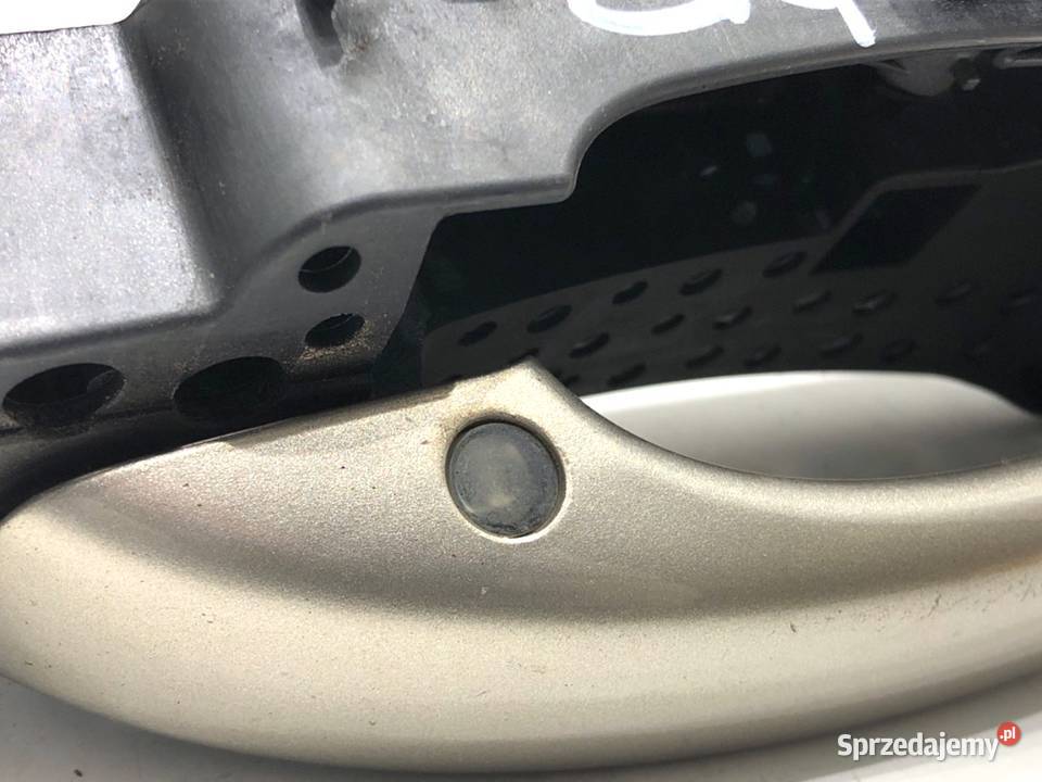 KLAMKA ZEWNĘTRZNA PRAWY PRZÓD AUDI A8 D4