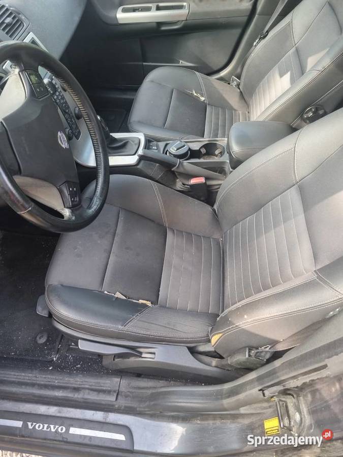 Volvo v50 tanie na dojazdy do pracy szkoly V50 Chełmża