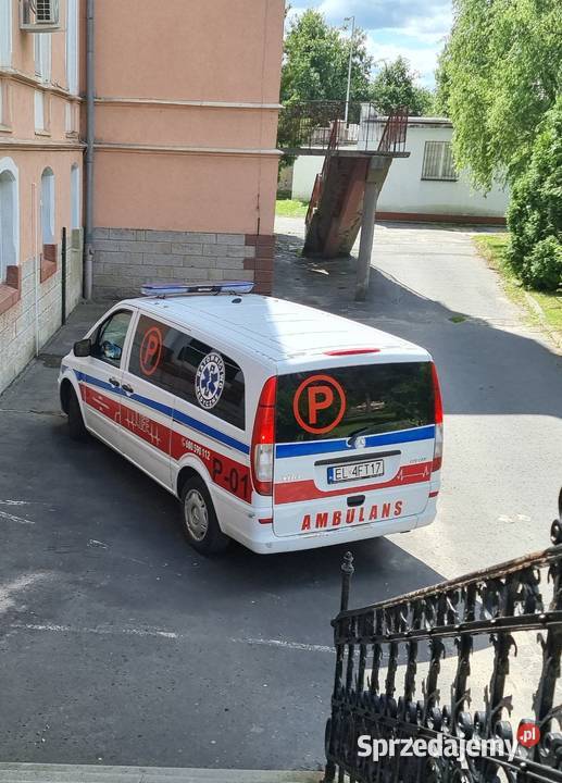Ambulans MercedesBenz Vito 2014 hak faktura VAT Vito Nowa Ruda