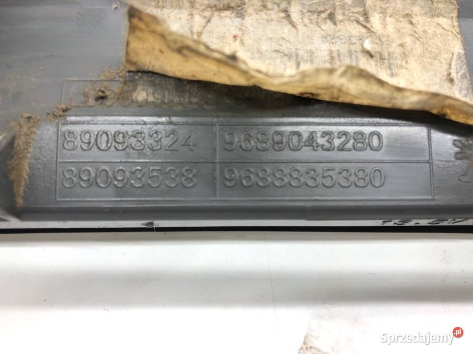 LAMPA STOP CITROEN C4 II 9689043280 Hatchback