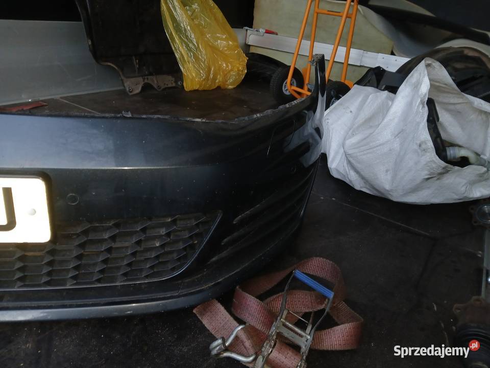 Maska zderzak błotnik przód la9w golf 7 gtd Rok produkcji 2015