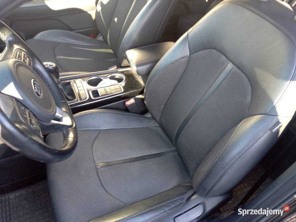 KIA Optima 2017 17 kombi manual grzane 1685cm3