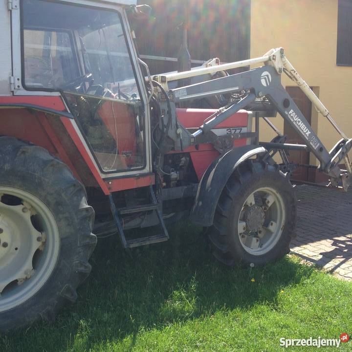 Ciągnik Massey Ferguson 377 z turem Nagoszyn