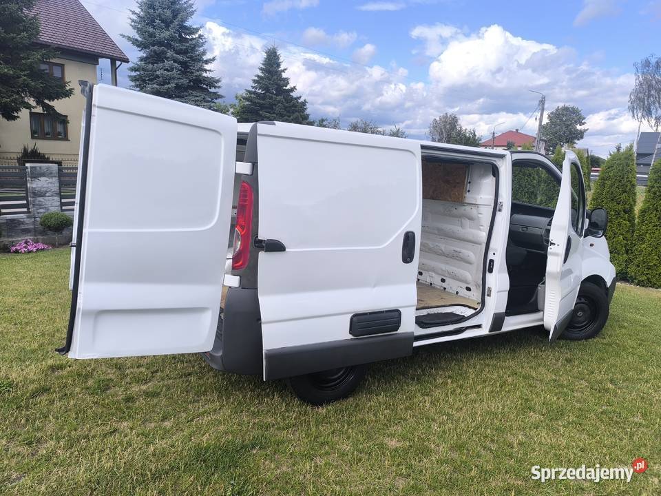 RENAULT TRAFIC 20 DCI 90 MOCNO DOINWESTOWANY manualna Renault Wyszków