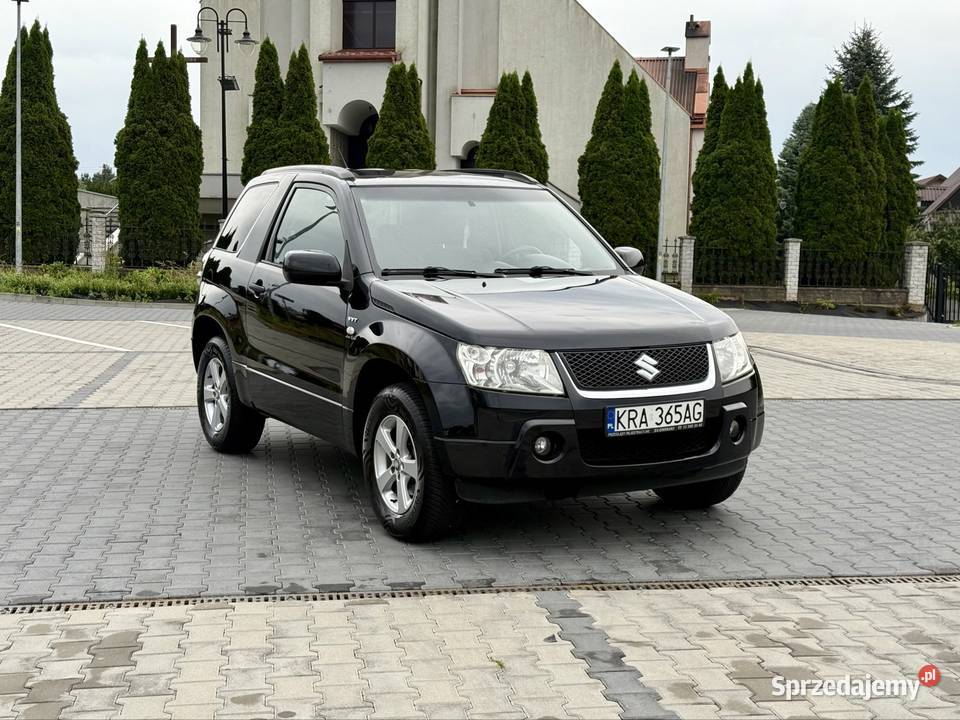 Suzuki Grand Vitara 16 4x4 benzyna