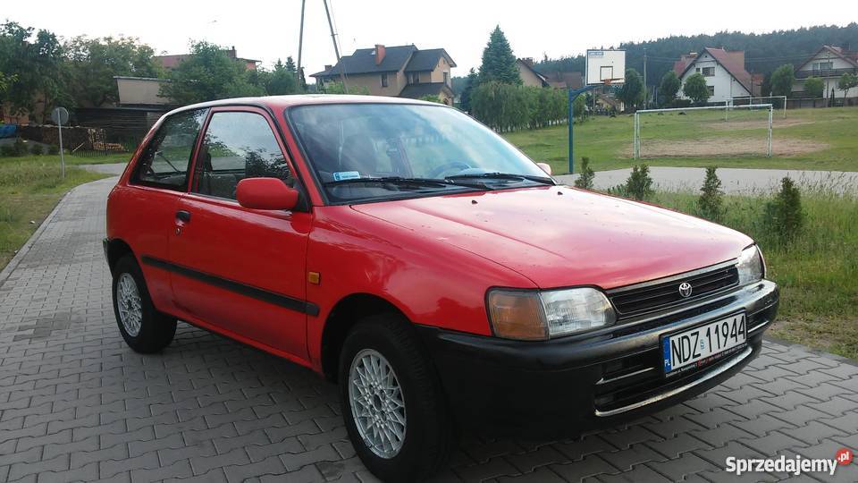Toyota starlet 1włść 25lat welurowa tapicerka Lidzbark sprzedam
