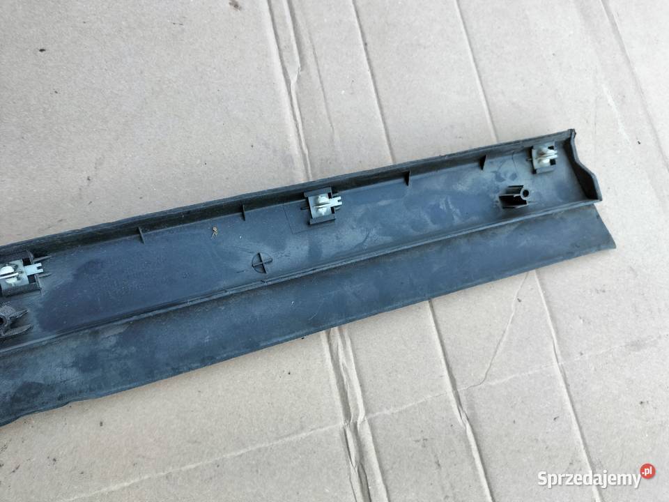 Listwa drzwi Volkswagen PASSAT B5 1999 3B0854940 Kamień-Kolonia