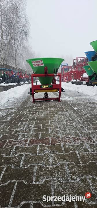 Nie do zdarcia Rozsiewacz DEMAROL z wzmocnioną