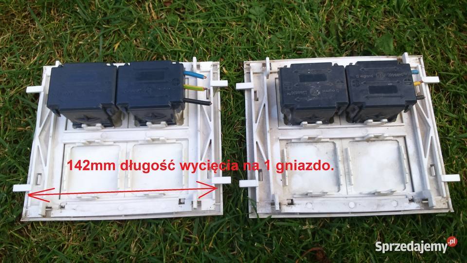 Gniazdo podwójne Legrand w korytko Tuszkowo
