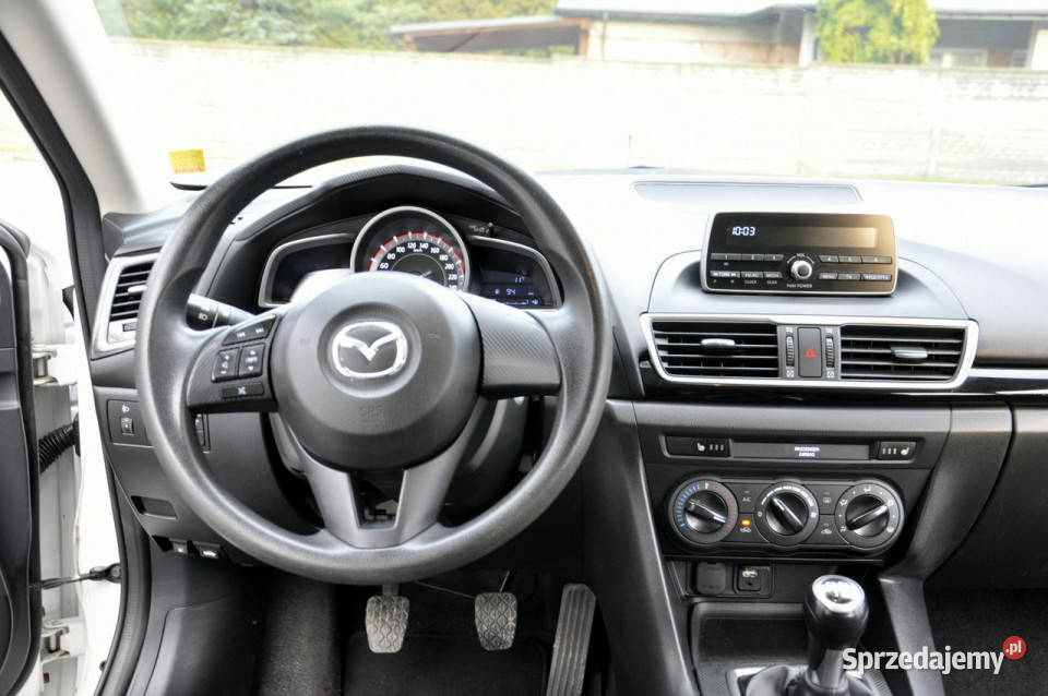 Mazda 3 15i 100 SkyActiveGRVMAluSerwisGwArAnCjA centralny zamek Węgrów
