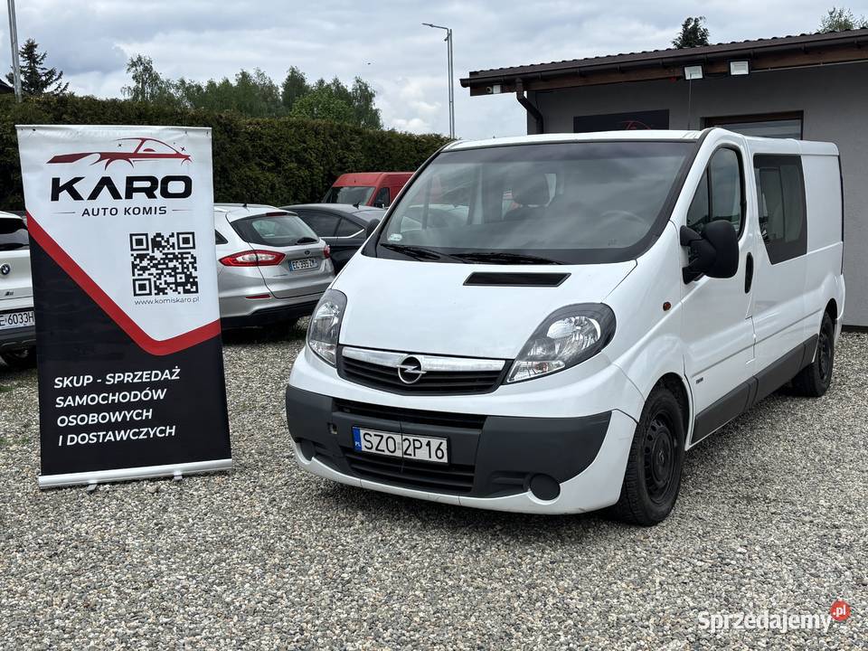 Opel Vivaro 6 os lakier metallic Opel Paniówki