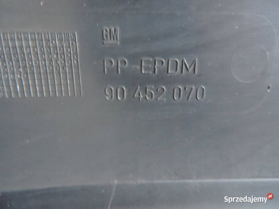 OPEL ASTRA F HB ZDERZAK TYŁ TYLNY 90452070 NOWY sprzedam
