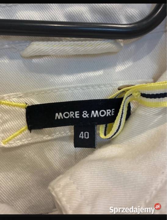 Biała jeansowa kurtka More More L Dębica