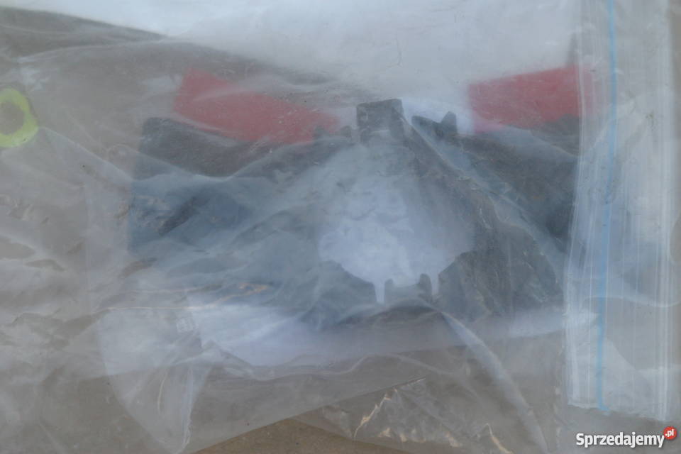 SKODA OCTAVIA III 5E KOSZYCZEK MOCOWANIE UCHWYT Bieleń sprzedam