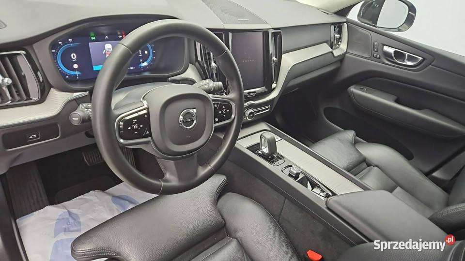 Volvo XC 60 B4 B Plus Bright aut Z Polskiego światła do jazdy dziennej mazowieckie sprzedam