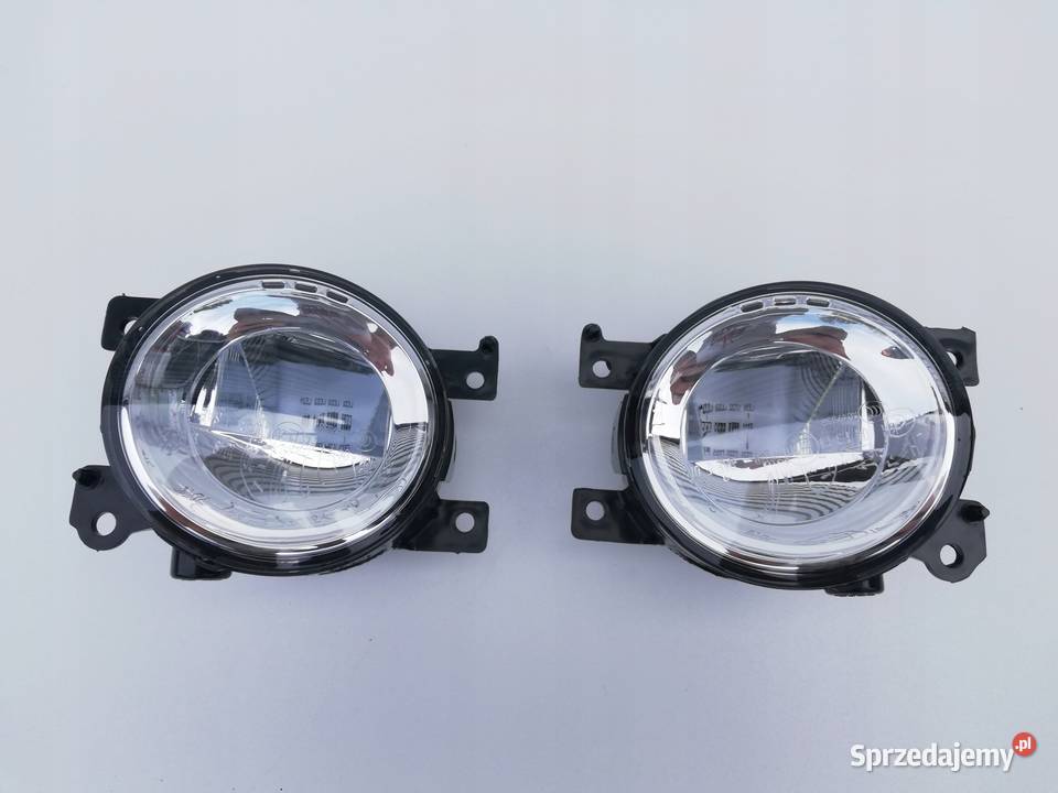 HALOGEN PRZECIWMGIELNY PRAWY LEWY INFINITI Q50 Oświetlenie Nowy Tomyśl