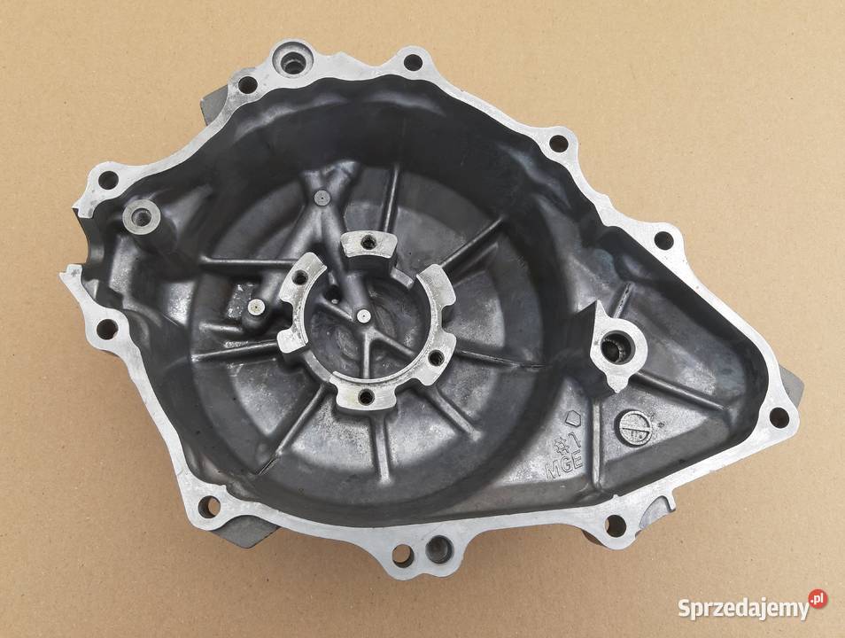 HONDA VFR 1200F DEKIEL POKRYWA SILNIKA