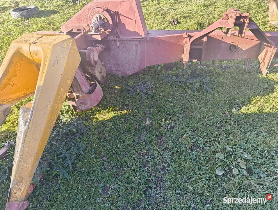 Sieczkarnia jednorzędowa Pozostałe Borzęcin sprzedam