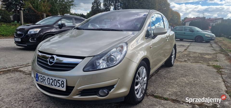 Sprzedam opel Corsa 12 2008 nieuszkodzony sprzedam