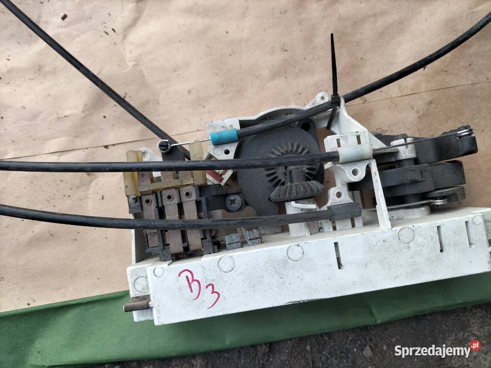AUDI 80 B3 80B3 NAKŁADKA NA PANEL NAWIEWU LINKA Kamień-Kolonia