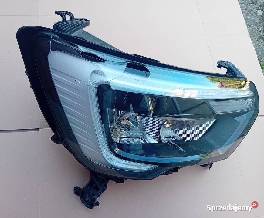 Renault Master IV Led reflektor lampa prawy prawe Części samochodowe wielkopolskie Przeźmierowo