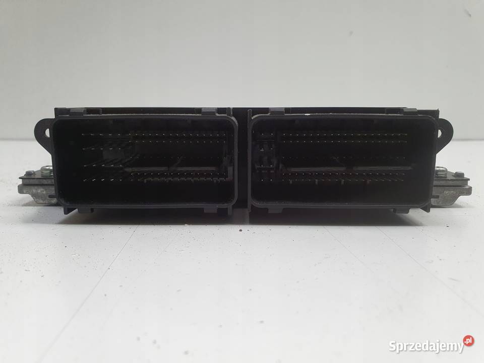 Volvo V40 CROSS COUNTRY 15 T3 STEROWNIK SILNIKA