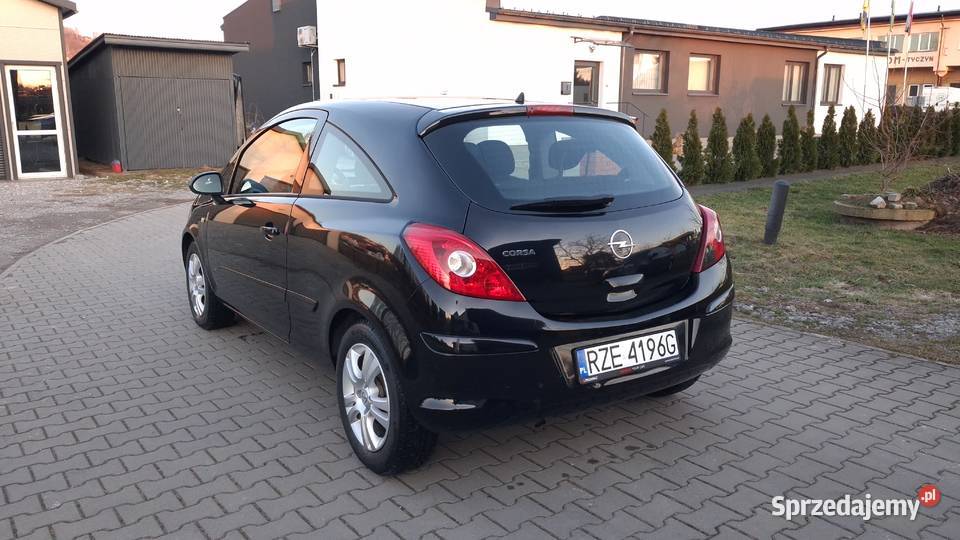 Opel Corsa D benzyna 14 90 2007 Hyżne